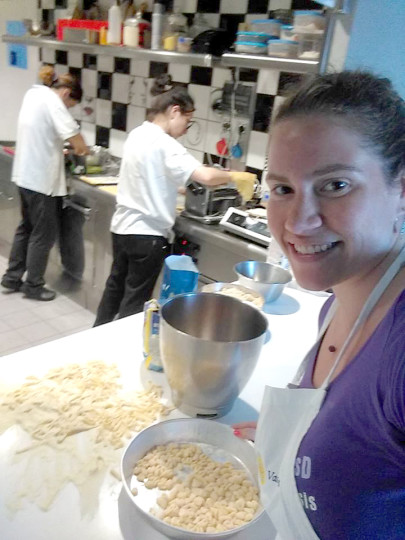 Maribeth at Italian cooking class v2